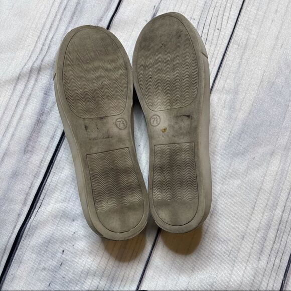 Leopard  Print Slip On Shoes Size 7.5 - Picture 7 of 8